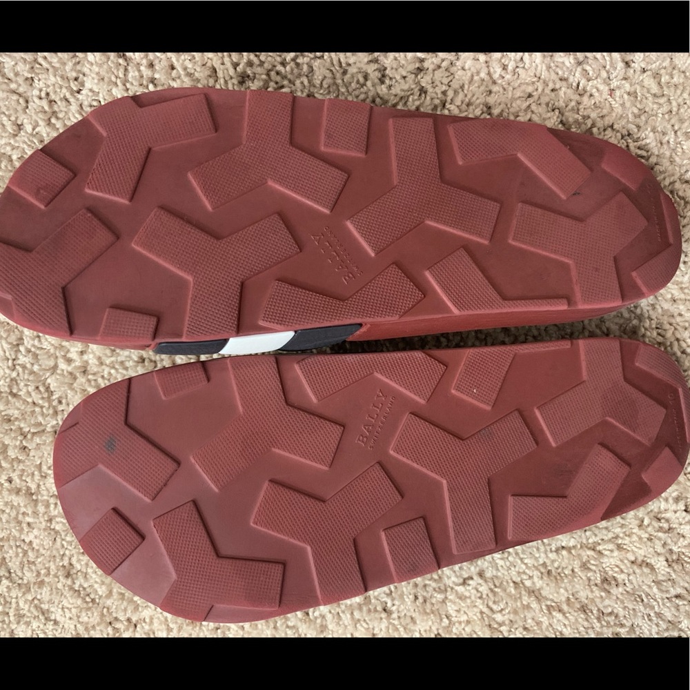 Bally Slides - Picture 3 of 3